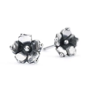 Carolina Jessamine Studs - Foto 1 di 1