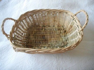 Wicker Woven Beige Storage Bread Oval Basket 43cm x 37cm x 15cm - Image 1 of 4