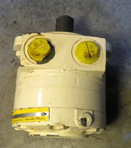 PARKER IGR TORQMOTOR 110A SERIES LSHT HYDRAULIC MOTOR 45152/3351810 (160-L5) - Picture 1 of 5