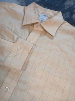 Vestido Brooks Brothers ajustado para hombre 17-2/3 sin planchar abotonado todo algodón Foto 1 de 4