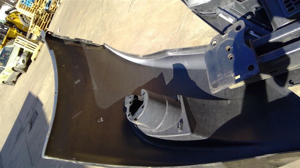 FRONT BUMPER Volkswagen Routan 09 10 11 12 13 14 Gray 1413657 Foto 1 de 4