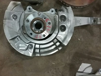 HUSILLO/NUDILLO DELANTERO DERECHO PASAJERO AWD SE ADAPTA 10-15 BMW 750i 677935 Foto 1 de 4