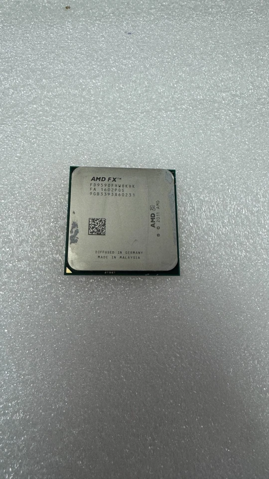 Procesador CPU AMD FX-9590 Black Edition 4,70 GHz 8 núcleos AM3+ 220 W FD9590FHW8KHK Foto 1 de 1