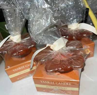 (3) Yankee Candle Tealights “autumn 🍁” With Holder. Each Box Has 8 Tealights - Image 1 of 2