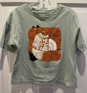 The North Face Girls sage green graphic cropped t-shirt with fox Size 10-12