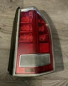 2011-2014 Chrysler 300 Passenger Side Right Taillight Assembly - Picture 1 of 4