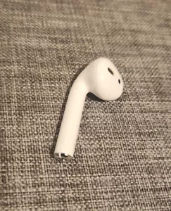Apple left AirPod 2nd Generation A2031 (No Right Airpod, No Charging Case) - Picture 1 of 3