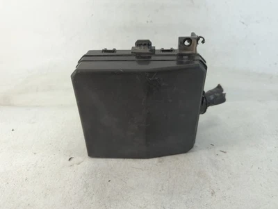 Módulo de relé de caja de fusibles deportiva Mitsubishi Outlander 2012-2017 P0NCV Foto 1 de 4