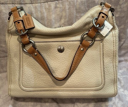 It’s SUMMER con COACH Chelsea PebbleN borsa a tracolla grande hobo in pelle pergamena