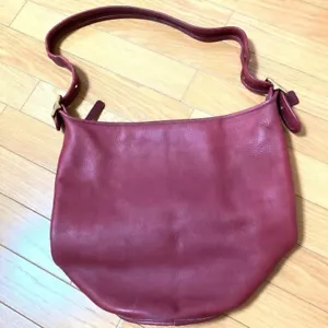 Old COACH Bucket-Shaped Leather Shoulder Bag Red Burgundy 9085 Used 2501M - Picture 1 of 9