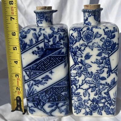 复古一对中国蓝白瓷鼻烟瓶-罕见精美 — 第 1/4 张图片