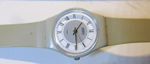 1985 Damas Reloj SWATCH Gris Franela LM104 Originales RARO Funcionando Vintage Bronceado - Imagen 1 de 6