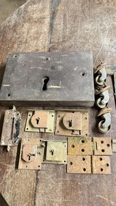 Barn Find Small Collection Of Doorknobs Iron Hinges Door Wood Lock Plate - Picture 1 of 11