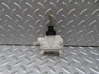 ⚙17134⚙ Mercedes-Benz R129 300SL Coupe Left Door Lock Vacuum Actuator - Image 1 of 4