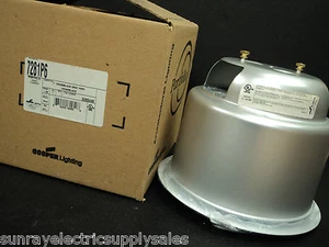 Halo-Cooper Lighting 7281P6 weiße Schallwand Einbauleuchte Blende NEU in Box - Bild 1 von 2