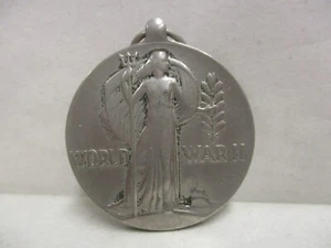 Medalla de la Victoria de bronce enchapada en plata de la Marina Mercante de los Estados Unidos 1941-1945 - Imagen 1 de 7