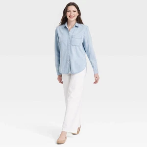 Women's Relaxed Fit Denim Button-Down Shirt - Universal Thread Dark Wash XS - Picture 1 of 8