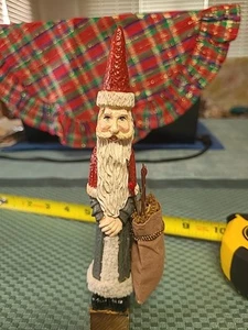 Vtg. Santa Figurine 7 Inches High - Picture 1 of 8
