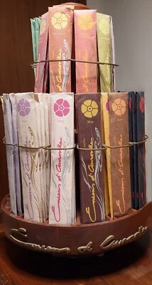 Maroma d'Auroville Incensi a bastoncino o cono con oli essenziali naturali - Immagine 1 di 4