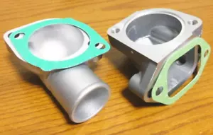 Datsun 240Z 510 L-series engines Nissan genuine Thermostat Housing & gaskets Set - Picture 1 of 3