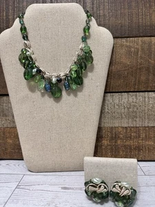Juego de collar y pendientes Lucite de colección firmado con Alemania cuentas verdes azules tono plata - Imagen 1 de 14