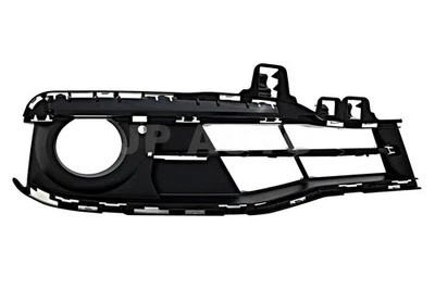 Faro antiniebla lado derecho para BMW 320I 328D 328I 330E 330I 340I 2016-2018 Foto 1 de 4