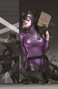 CATWOMAN (2022) #63 INHYUK LEE CARD STOCK VARIANT - Picture 1 of 3