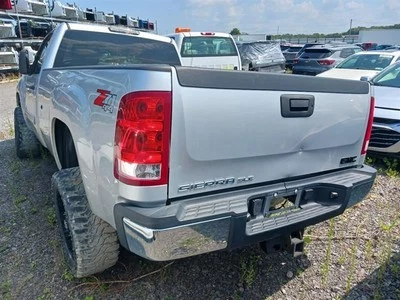 Depósito de lavado para camioneta Sierra 2500 11-14 10700325 Foto 1 de 4