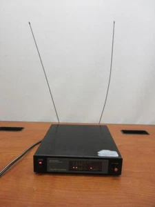 AUDIO-TECHNICA ATW-R12 VHF DIVERSITY RECEIVER - Picture 1 of 1