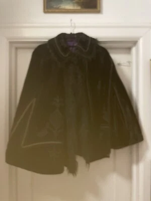 Antigua capa victoriana de terciopelo de la década de 1890, capa victoriana de terciopelo, borde de piel de capa Foto 1 de 4