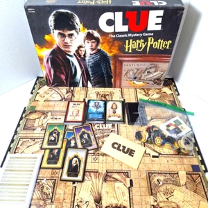 Harry Potter CLUE Game Hogwarts Moving Board USAopoly 2016 COMPLETE - Picture 1 of 12