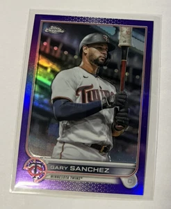 Topps Chrome Update 2022 Gary Sanchez Viola Rifrattore Minnesota Twins - Foto 1 di 2