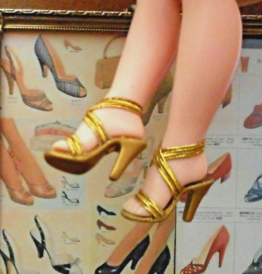 Reproduction Gold shoes for vintage 9" Madame Alexander Cissette. - Image 1 of 4