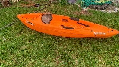 Sun Dolphin Model Bali 10 SS (local pickup only)  - Image 1 of 4