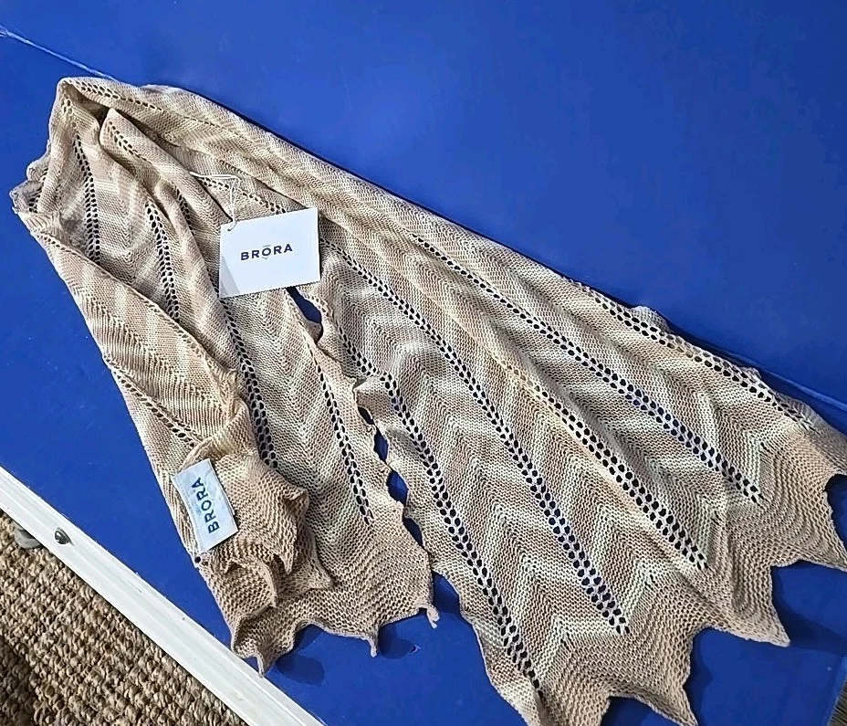 Bufanda Brora Mezcla Cachemira Escocia en Marrón Claro Tostado - Nueva Con Etiquetas 58" Largo Foto 1 de 4