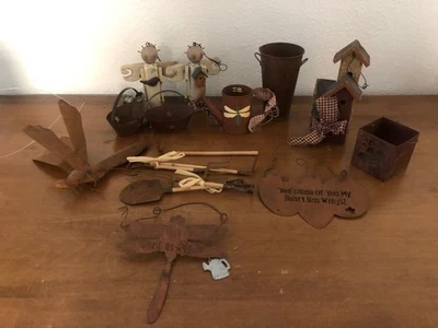 Lote de madera y metal decoración primitiva abeja jardín regadera ángel Foto 1 de 4