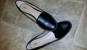 LADIES BLACK SLIP ON FLAT NEELA SHOE'S - Picture 1 of 7