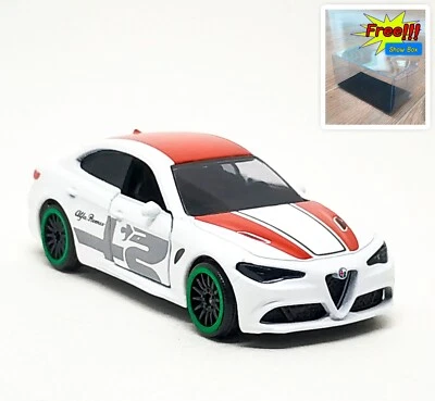 Majorette Alfa Romeo Giulia Blanco/Rojo 1:60 (3") 271D Sin Paquete Foto 1 de 4