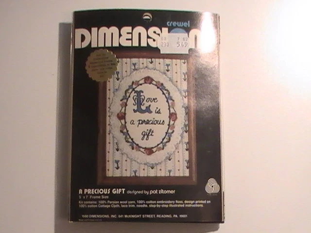 Kit de bordado vintage Dimensiones "Un regalo precioso" de Linda Powell 5" x 7" #6043 Foto 1 de 2