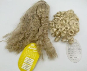 2 Pelucas Muñeca Talla 8-9 Rubias Largas Onduladas Cortas Sintéticas Monique Playhouse - Imagen 1 de 7