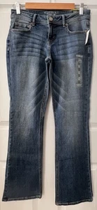 NWT Aeropostale Women's Boot Low Rise Slightly Flared Leg Jeans Blue 4 Short - Picture 1 of 18