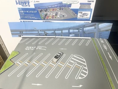TOMYTEC Tomicarama Vintage 1/64 Daikoku Parking Area Mat B Toyota Chaser JZX 100 - Image 1 of 4