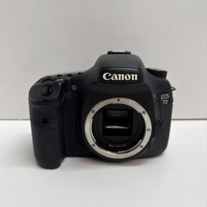 Corpo fotocamera reflex digitale Canon EOS 7D {18MP} (SOLO CORPO FOTOCAMERA) parti o riparazione - Foto 1 di 23