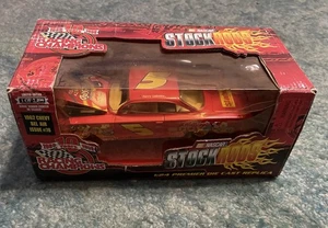 Racing Champions #5 Froot Loops 1962 Bel Air Terry Labonte auto NUOVO - Foto 1 di 5