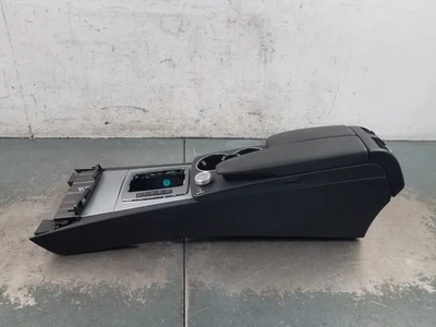 Mercedes Benz AMG C 63 2008 consola central controles #9566 K2 Foto 1 de 4