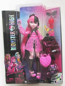 Monster High DRACULAURA Doll Set W/Count Fabulous Bat Pet NEW 2022 NEW NRFB - Picture 1 of 2