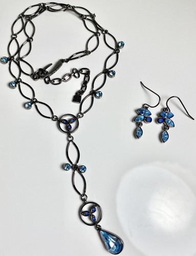 GIVENCHY SET DI GIOIELLI PENDENTI CRISTALLO BLU TONO NERO CANNA DI FUCILE (C404B)