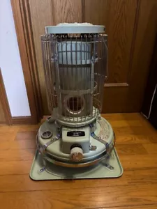 Oil Stove BF3911 Blue Flame Heater | Aladdin JAPAN - Picture 1 of 3