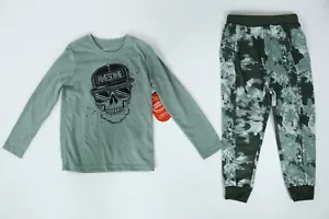 Boys 2 Piece Skull Graphic Long Sleeve Pajama Set Size XS 4-5 NEW - Picture 1 of 4