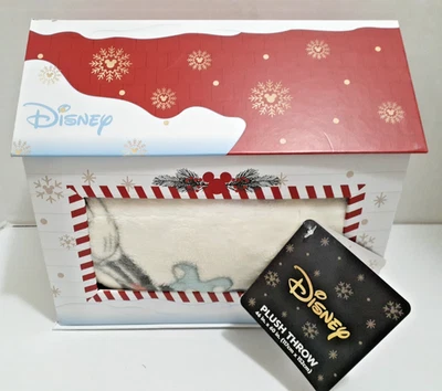 Disney Mickey & Minnie Holiday Plush Throw Blanket 46"  x 60" New In Box - Image 1 of 4